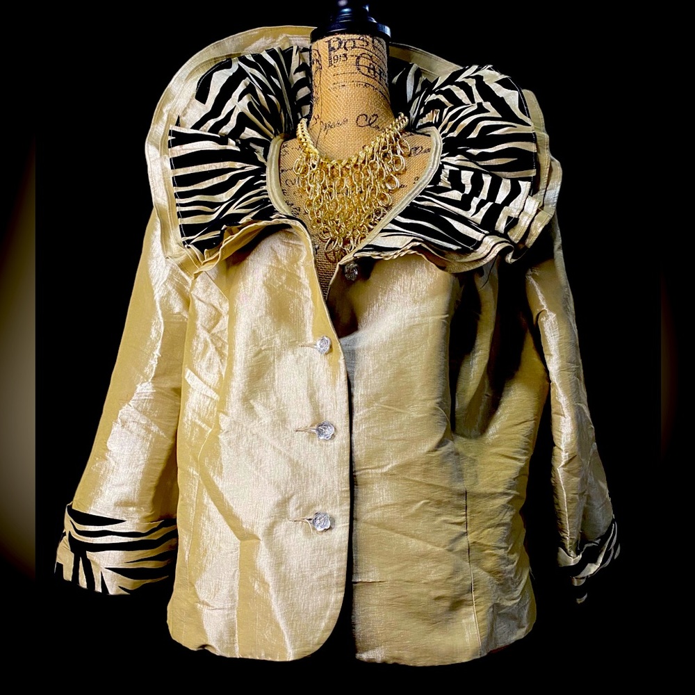 Beautiful exaggerated collar blazer Size 18W